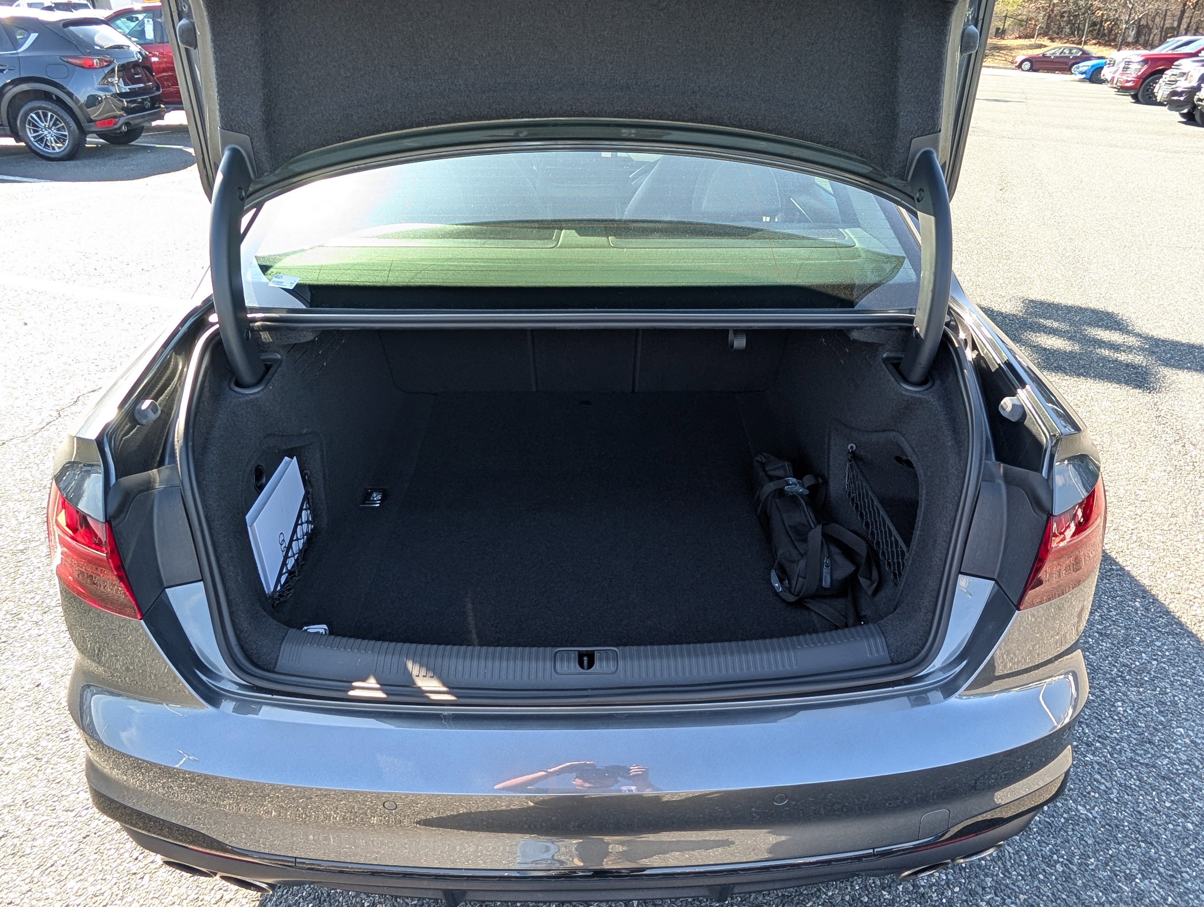 Used 2022 Audi S4 Premium Plus w/ Premium Plus Package image 13