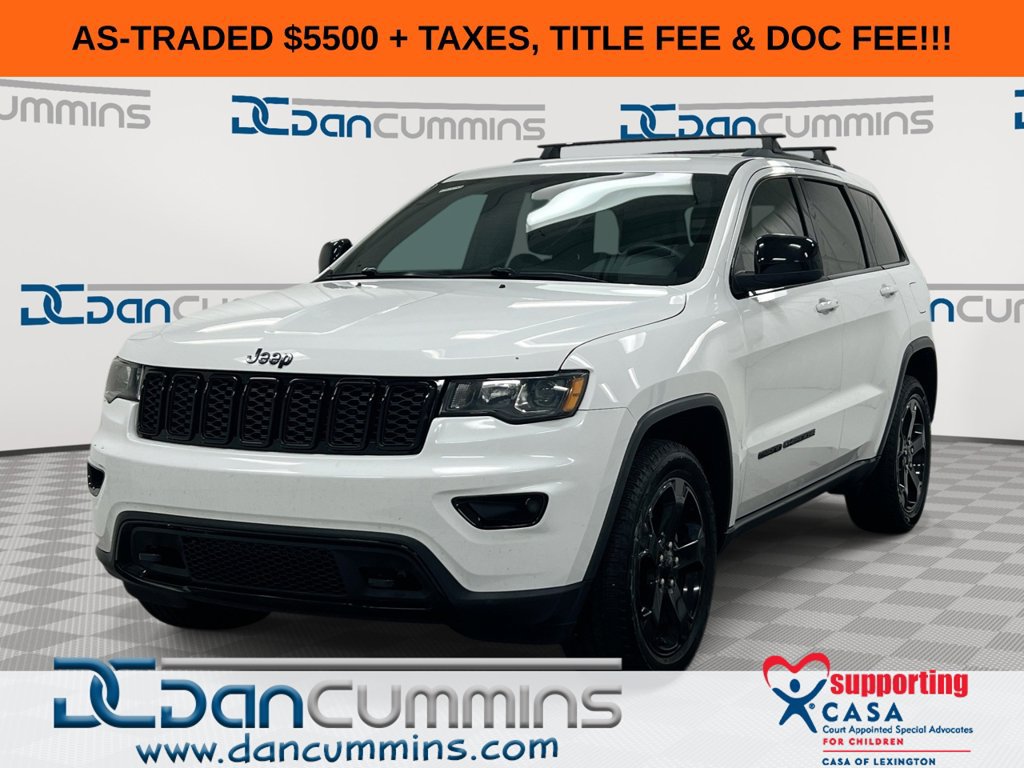 Used 2018 Jeep Grand Cherokee Laredo AWD/4WD image 1