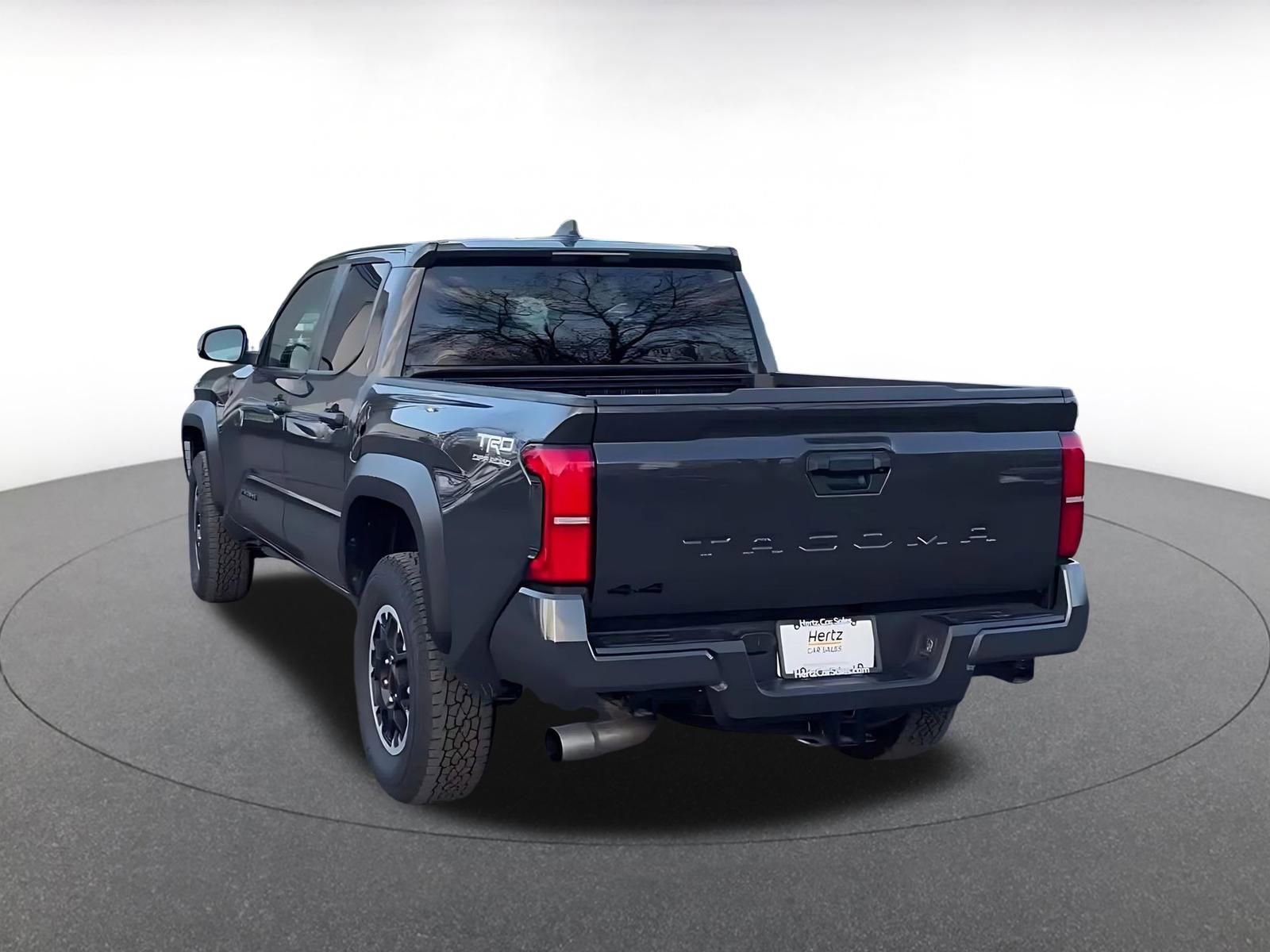 Used 2025 Toyota Tacoma SR image 11