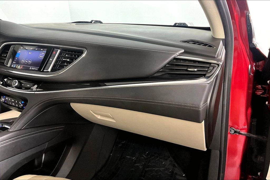 Used 2020 Buick Enclave Essence FWD image 15