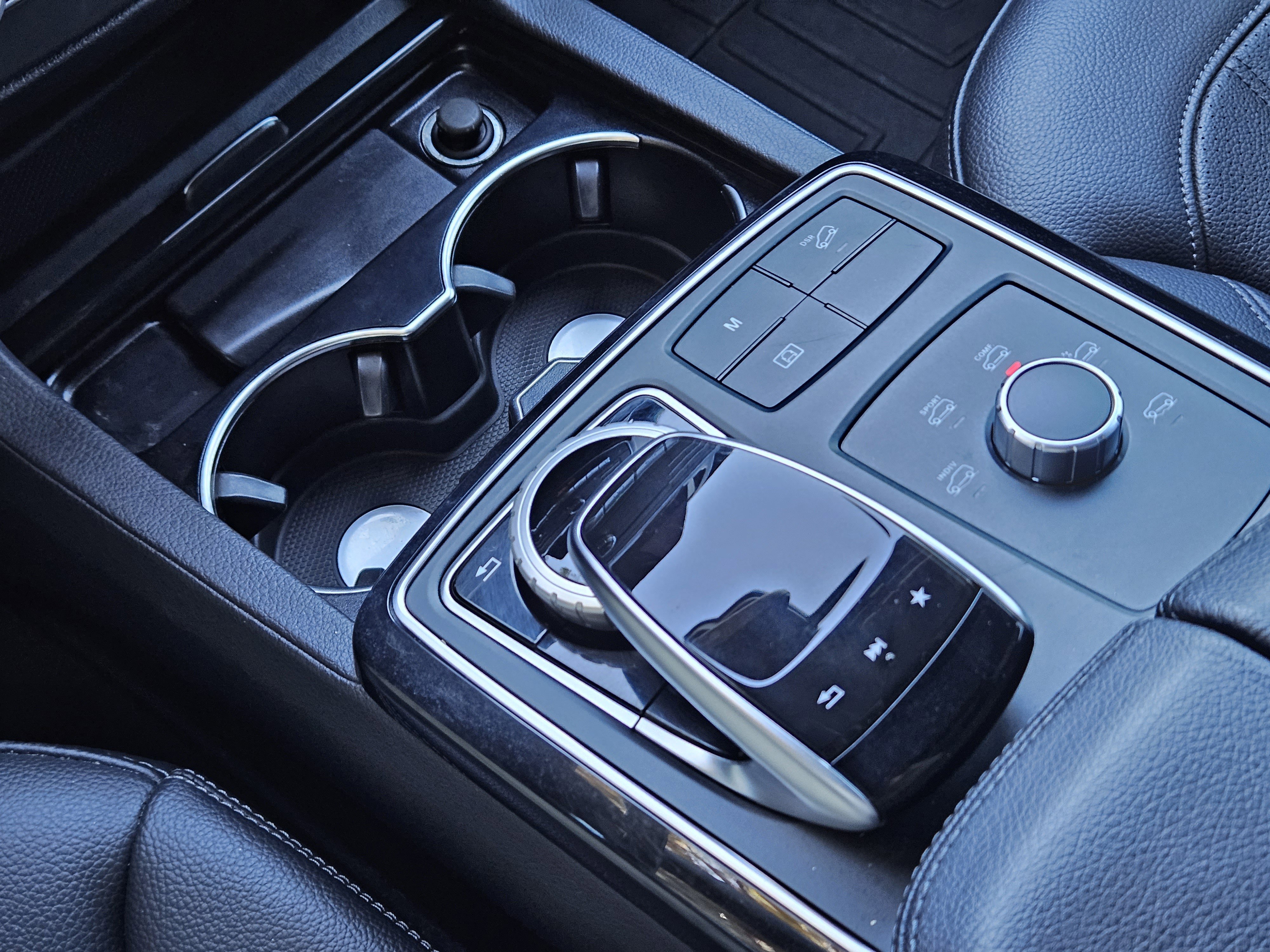 Used 2019 Mercedes-Benz GLE 400 4MATIC image 20