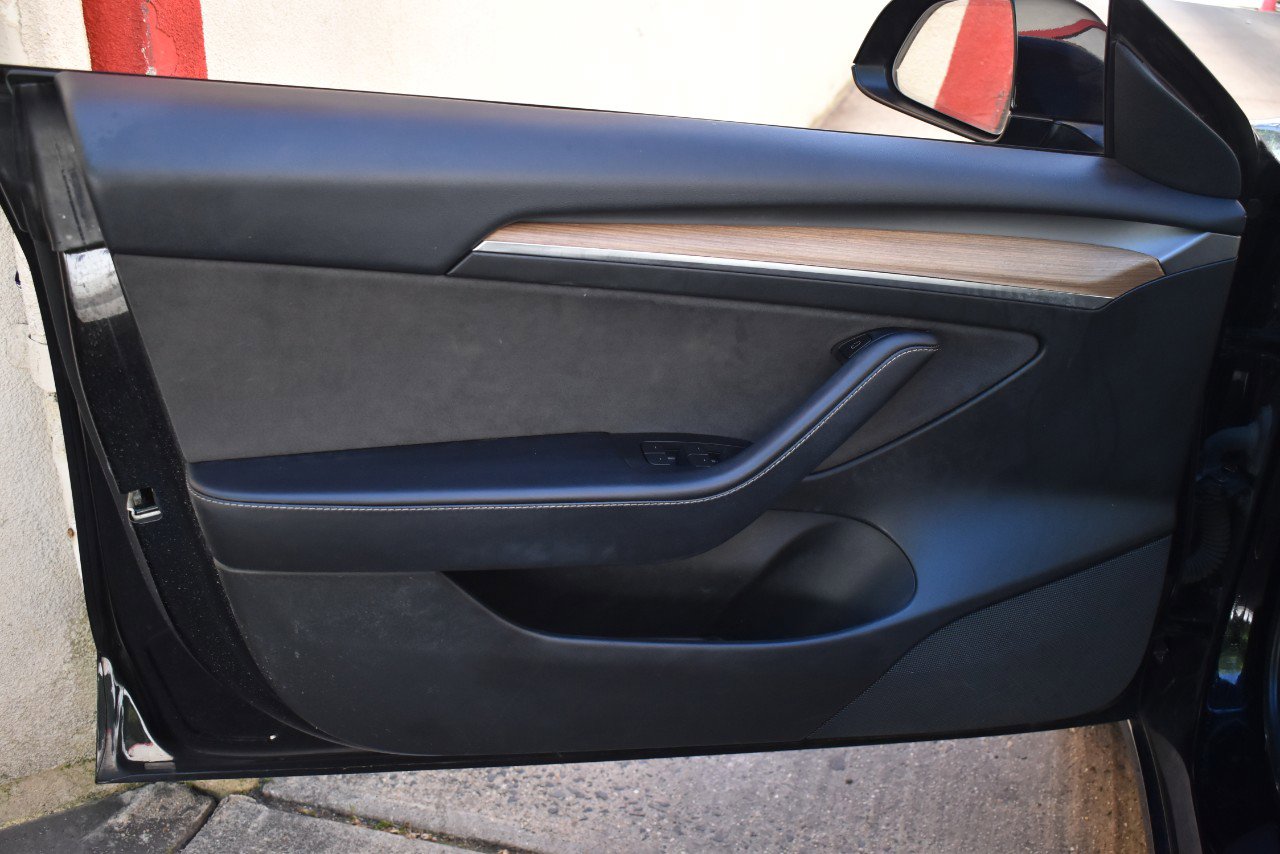 Used 2022 Tesla Model 3 Standard Range RWD image 14