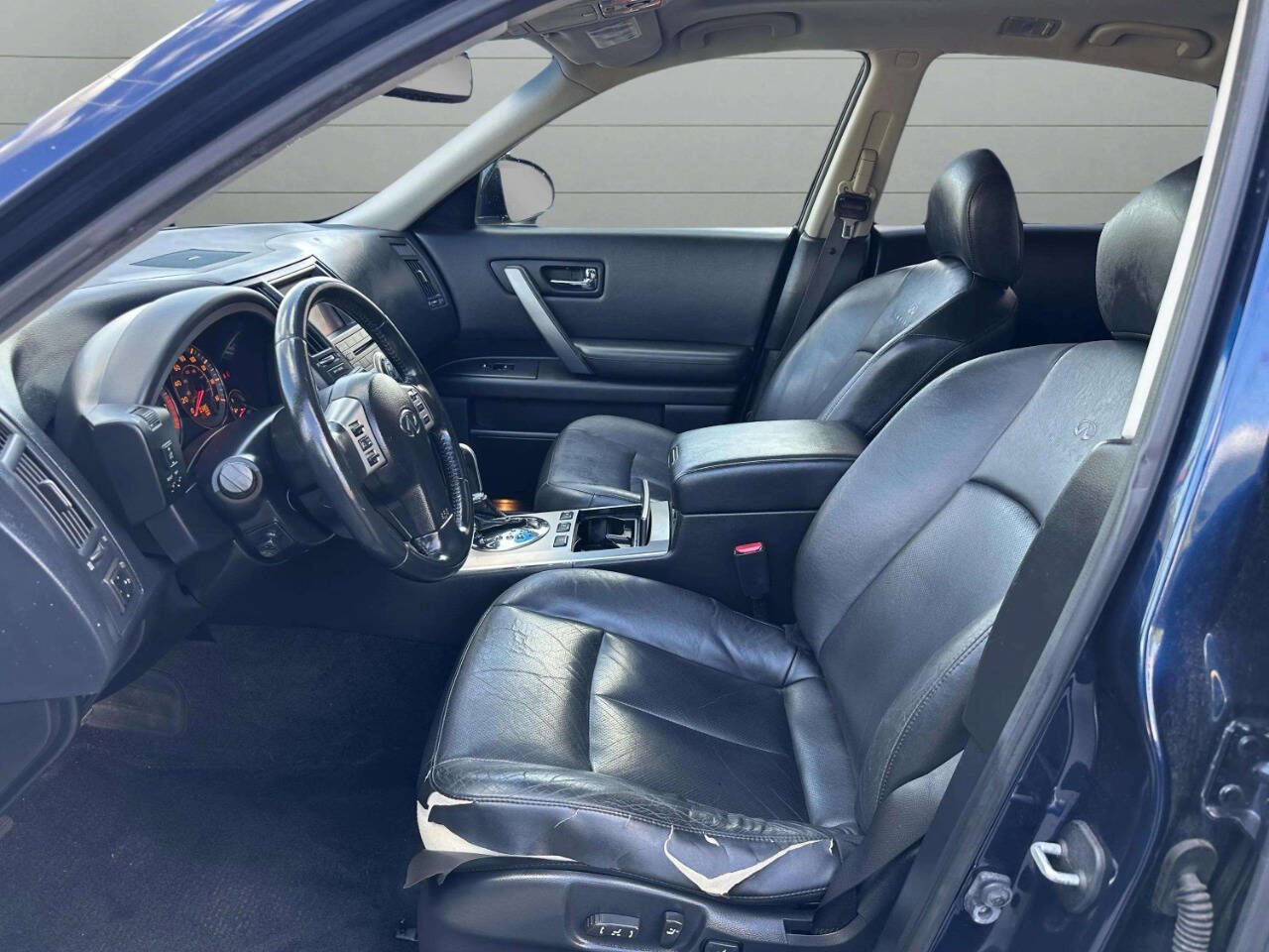 Used 2006 INFINITI FX35 2WD w/ (G02) Touring Pkg image 16