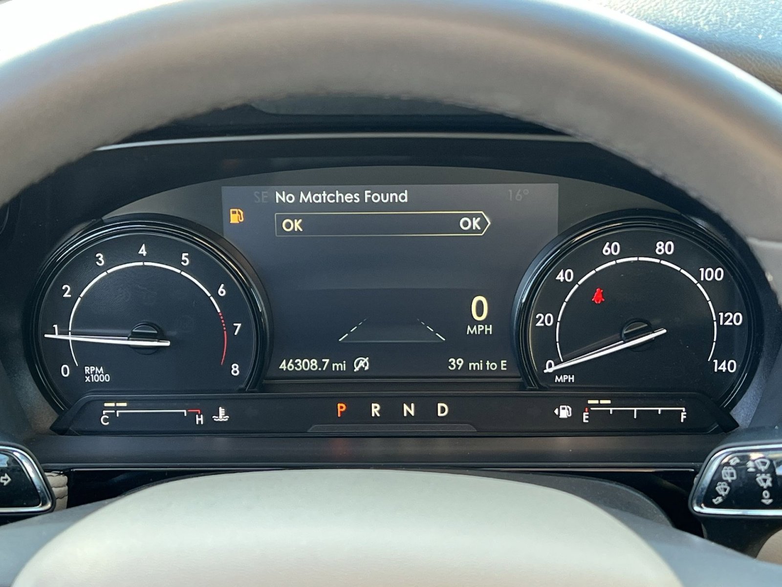 Used 2022 Lincoln Corsair Standard w/ Equipment Group 101A image 16