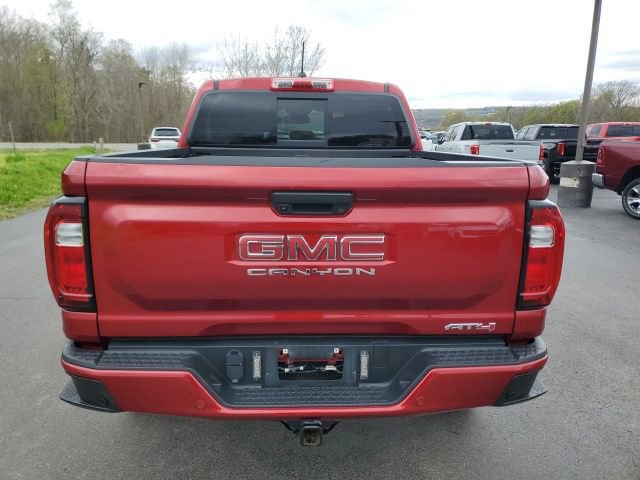 Used 2023 GMC Canyon AT4 w/ AT4 Premium Package AWD/4WD image 4