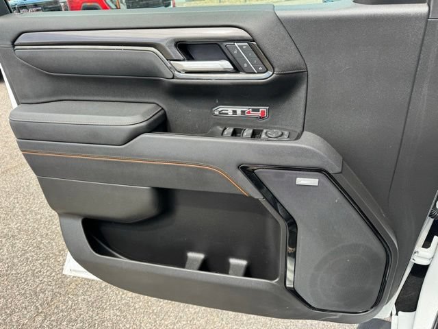 Used 2025 GMC Sierra 1500 AT4 w/ AT4 Premium Package AWD/4WD image 18