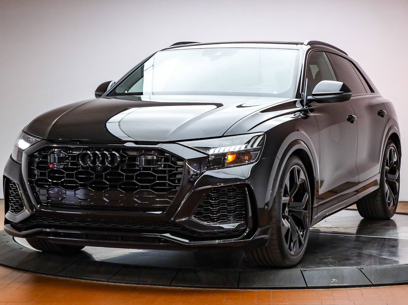 Used 2022 Audi RS Q8 image 8