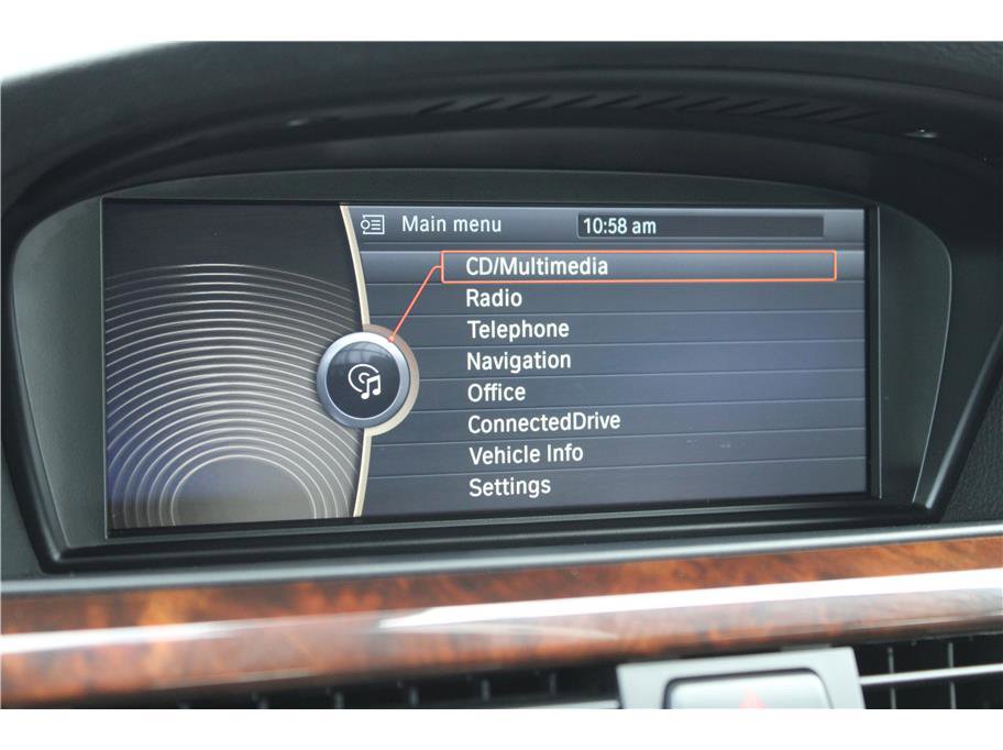 Used 2011 BMW 328i xDrive Wagon image 23