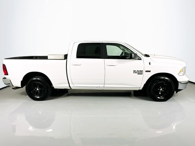 Used 2021 RAM 1500 Classic SLT image 10