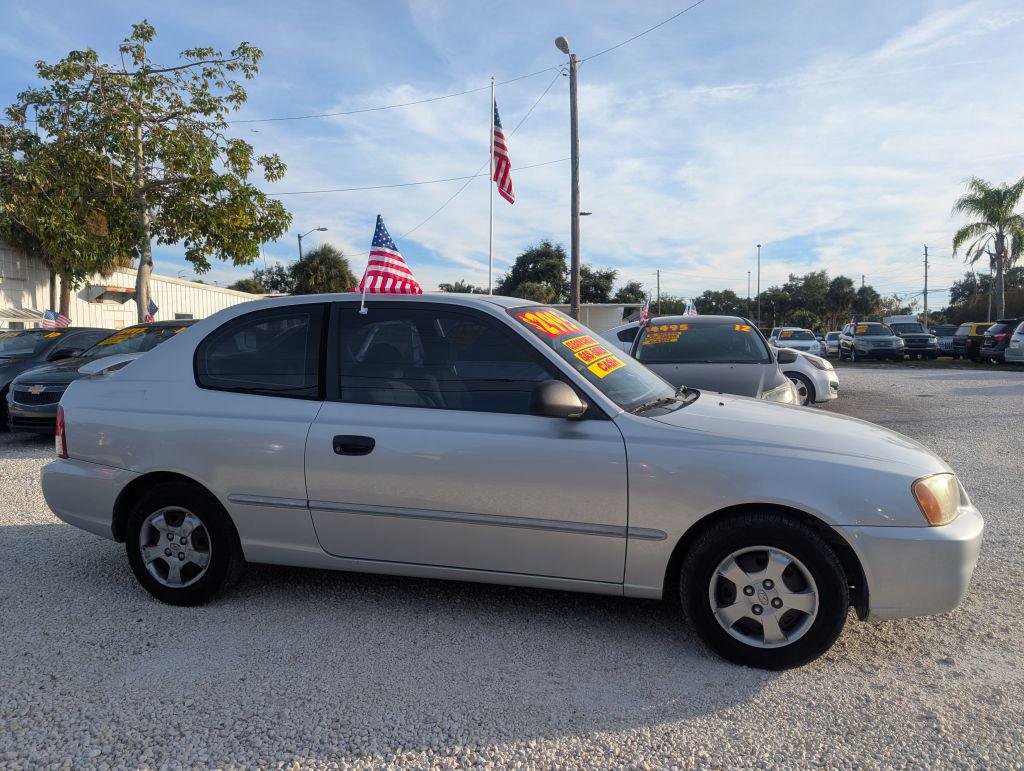 Used 2002 Hyundai Accent GS image 4