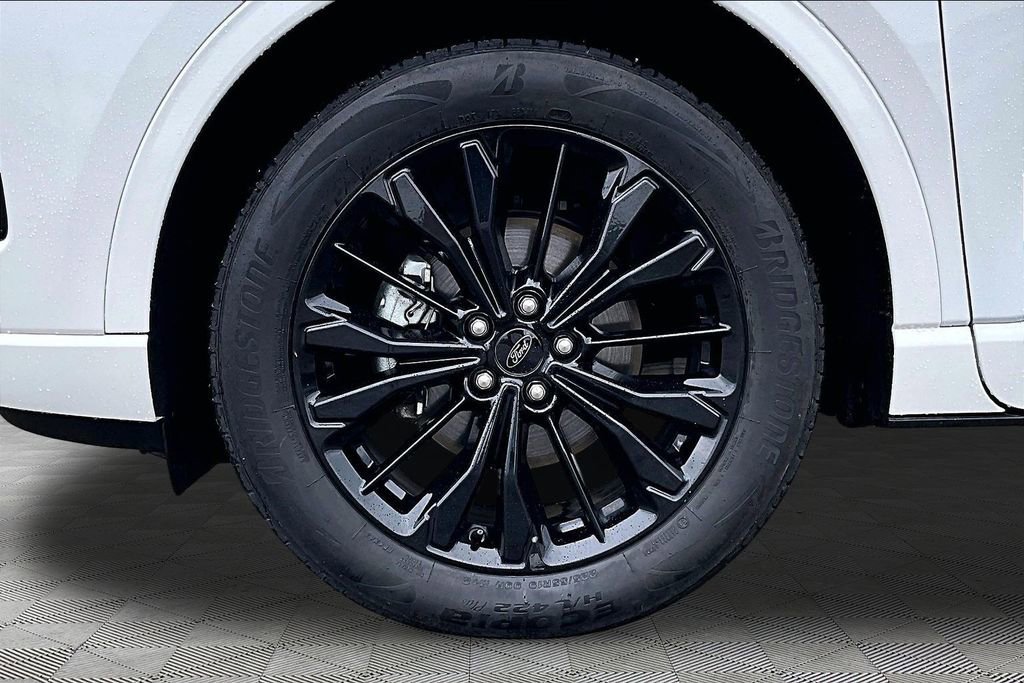 Used 2023 Ford Escape ST-Line Elite AWD/4WD image 9