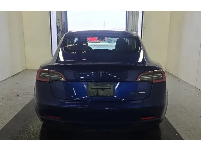 Used 2020 Tesla Model 3 Long Range image 4