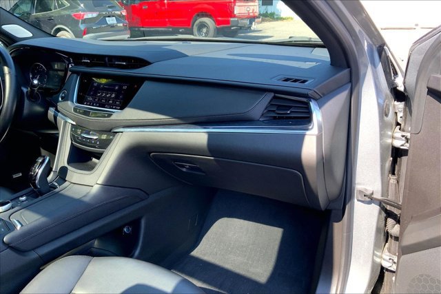 Used 2024 Cadillac XT5 Premium Luxury w/ LPO, Floor Liner Package AWD/4WD image 16
