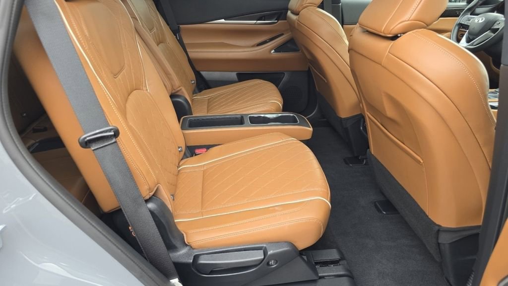 Used 2025 INFINITI QX60 Autograph w/ Cargo Package image 24