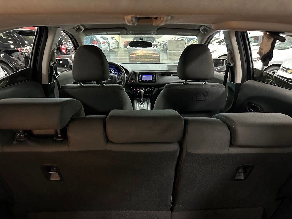 Used 2019 Honda HR-V LX image 28