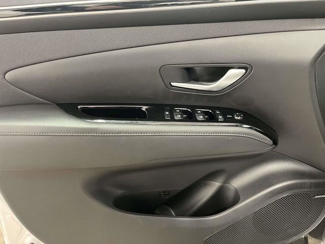 Certified 2024 Hyundai Santa Cruz Limited image 18