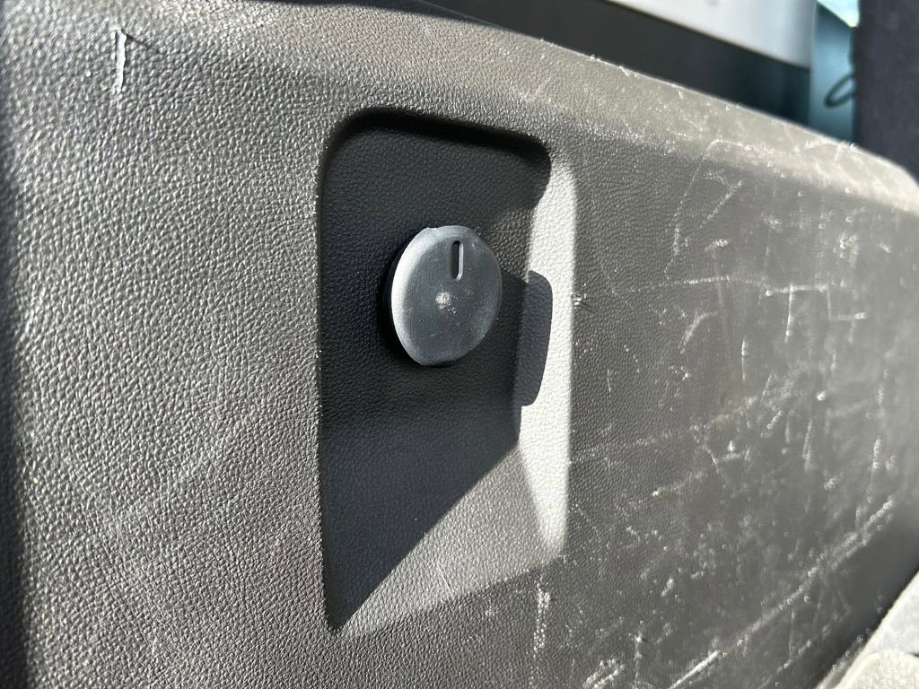 Used 2017 Chevrolet Equinox LS image 24