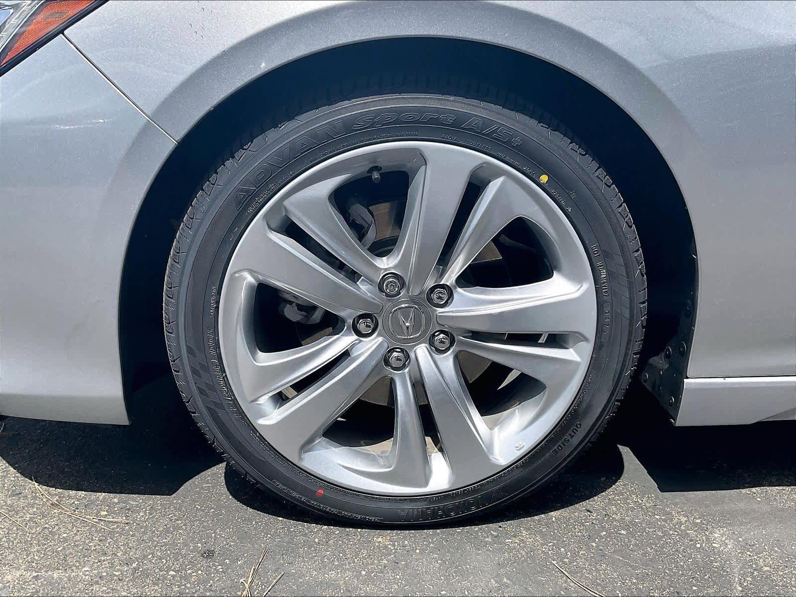 Used 2023 Acura TLX w/ Technology Package FWD image 11
