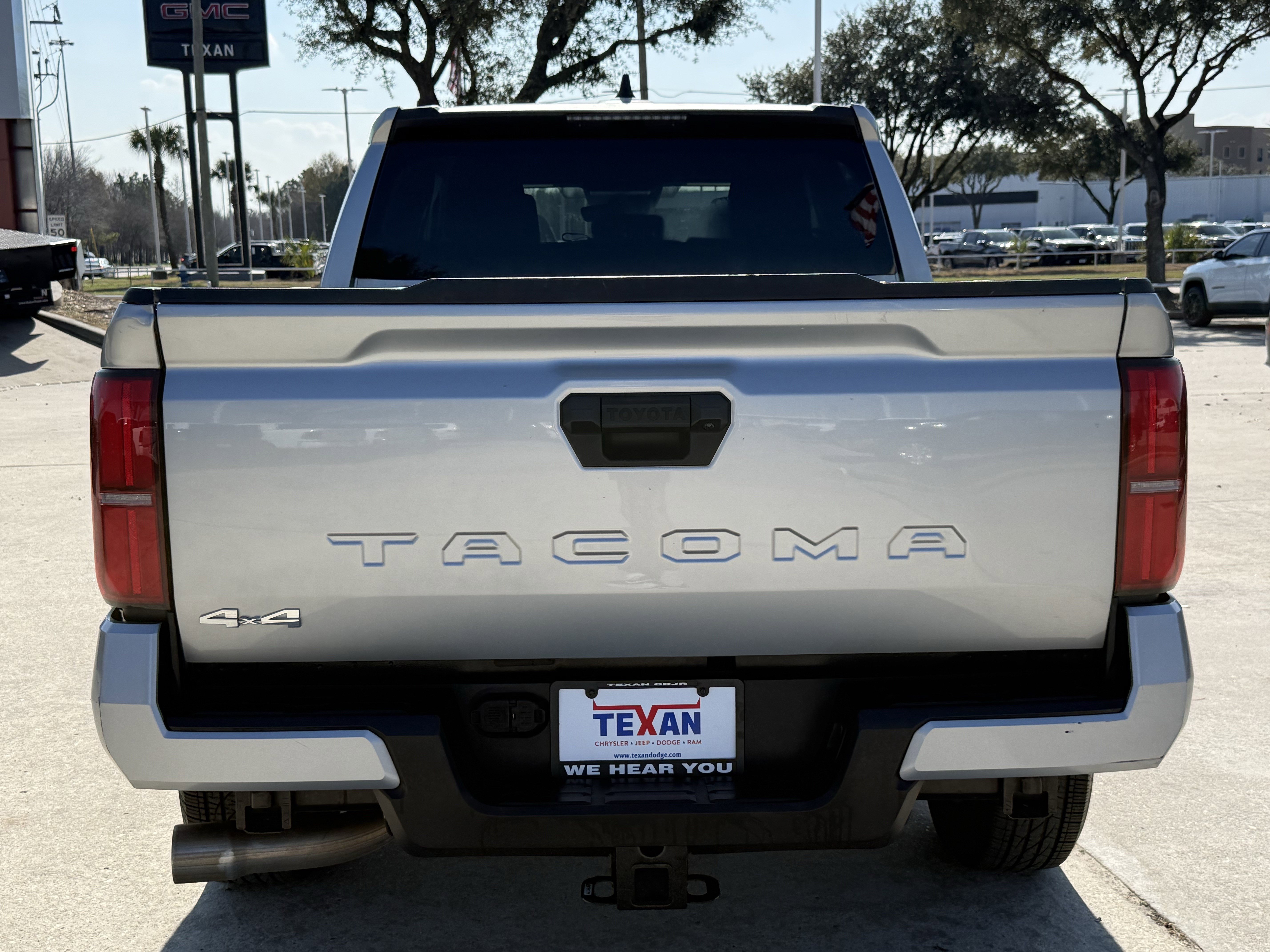 Used 2024 Toyota Tacoma SR5 image 6