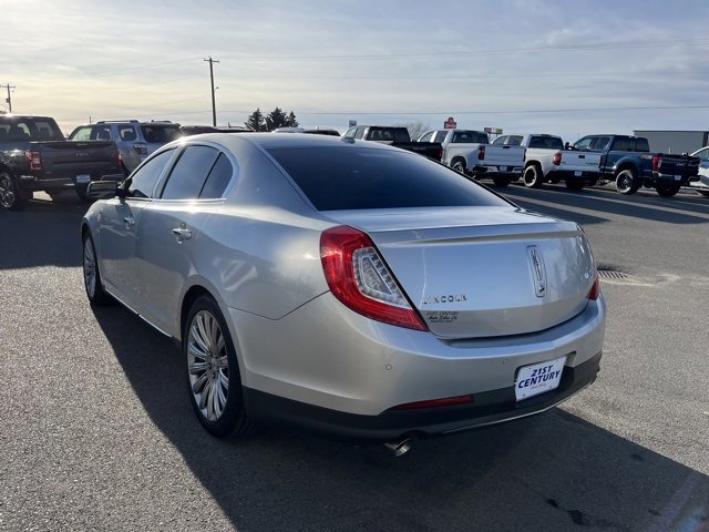 Used 2013 Lincoln MKS image 8