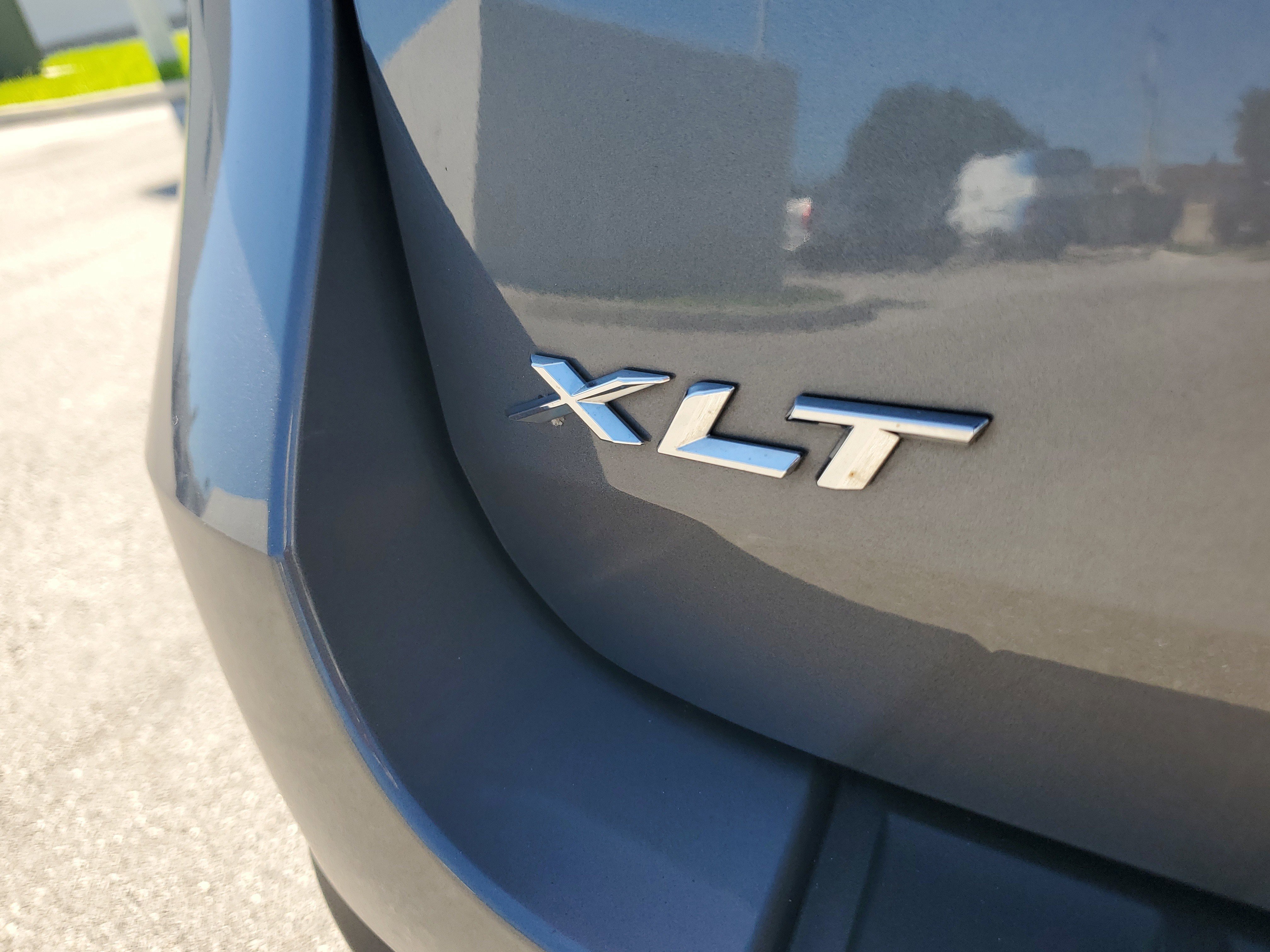 Used 2022 Ford Explorer XLT w/ Equipment Group 202A image 32