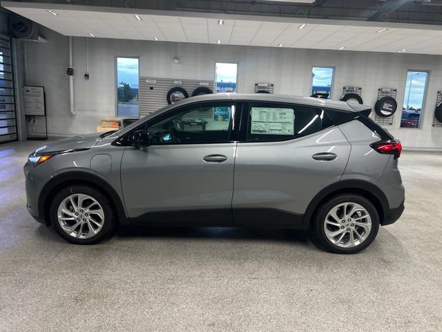 New 2027 Chevrolet Bolt LT w/ Comfort Package FWD image 9