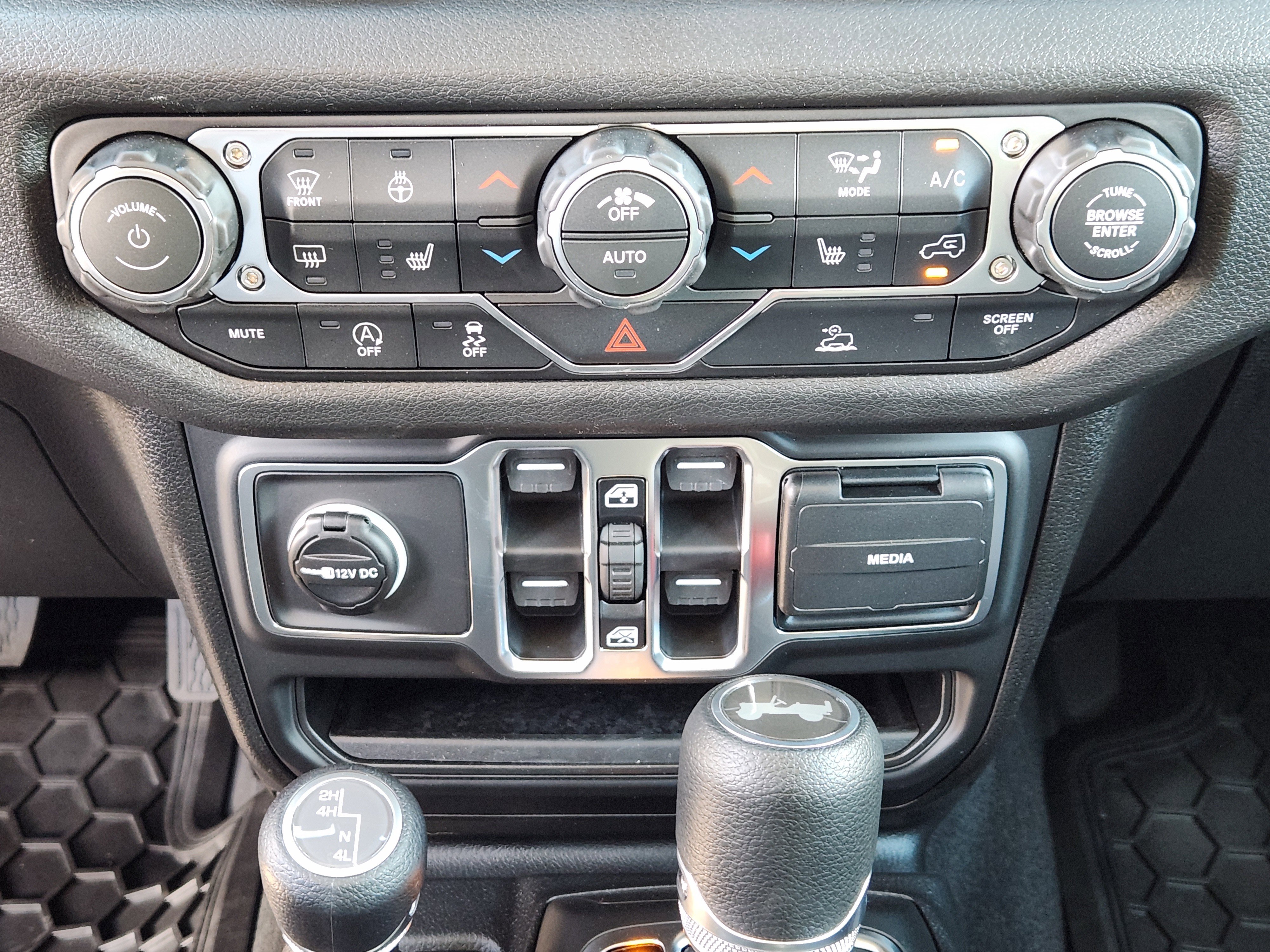 New 2026 Jeep Wrangler Unlimited Sport AWD/4WD image 15