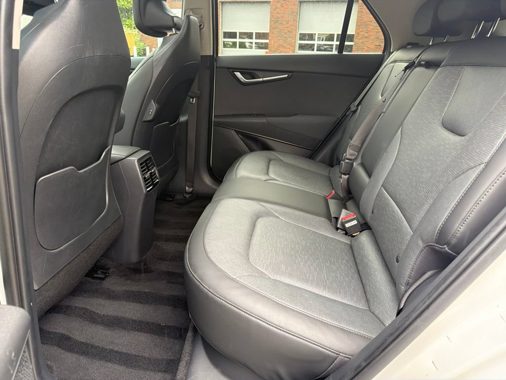 Certified 2023 Kia Niro Wave FWD image 26