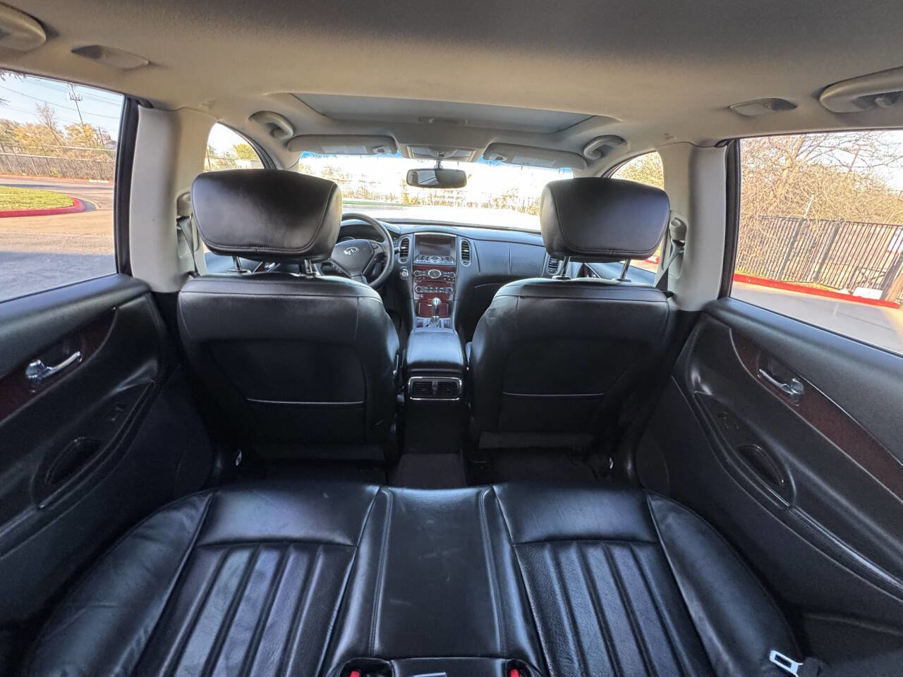 Used 2017 INFINITI QX50 2WD w/ Premium Plus Package image 30