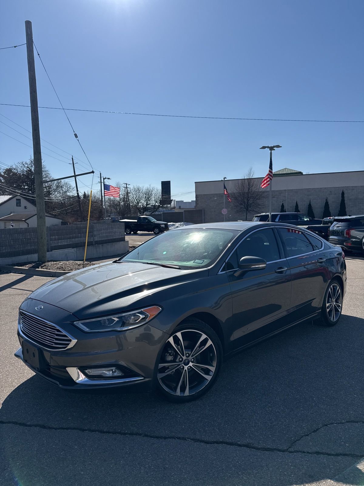 Used 2017 Ford Fusion Titanium image 1