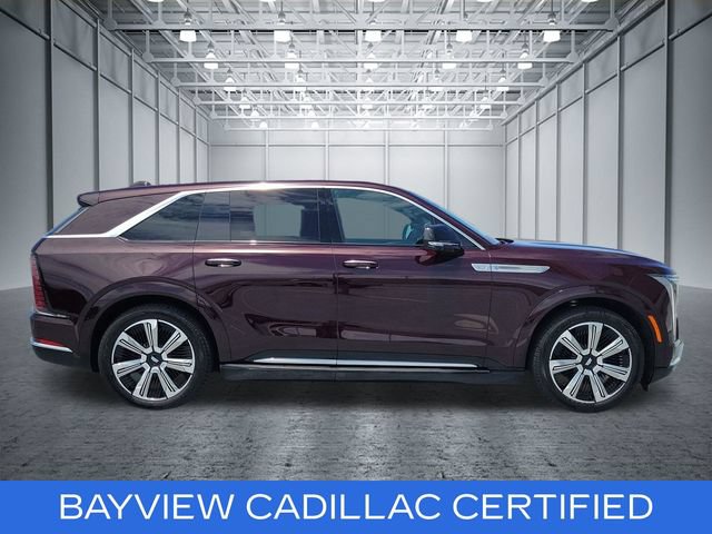 Certified 2025 Cadillac Escalade IQ Luxury 2 w/ LPO, Premium Carpet Package AWD/4WD image 8