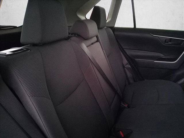 Used 2022 Toyota RAV4 LE FWD image 13