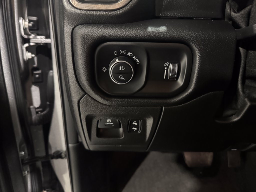 Used 2021 RAM 1500 Rebel w/ Level 2 Equipment Group AWD/4WD image 35