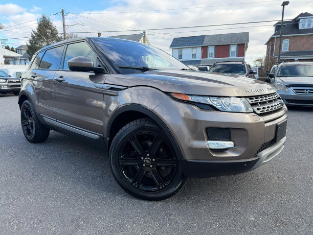 Used 2015 Land Rover Range Rover Evoque Pure Plus image 2
