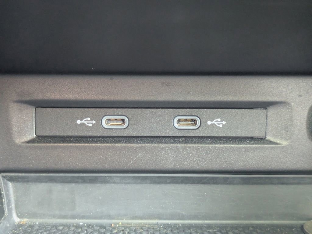 Certified 2022 Volkswagen Tiguan SE image 22