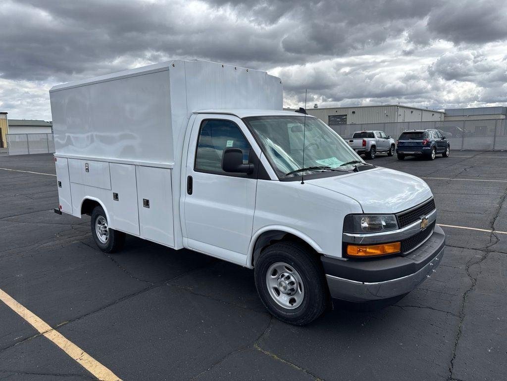 New 2026 Chevrolet Express 3500 w/ Power Convenience Package RWD image 1