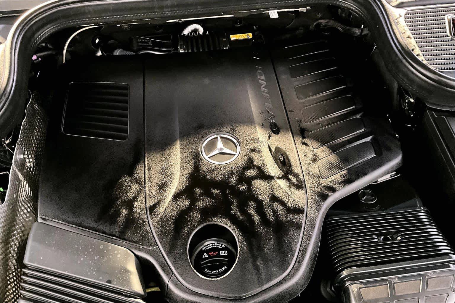 Certified 2026 Mercedes-Benz GLS 450 4MATIC image 31