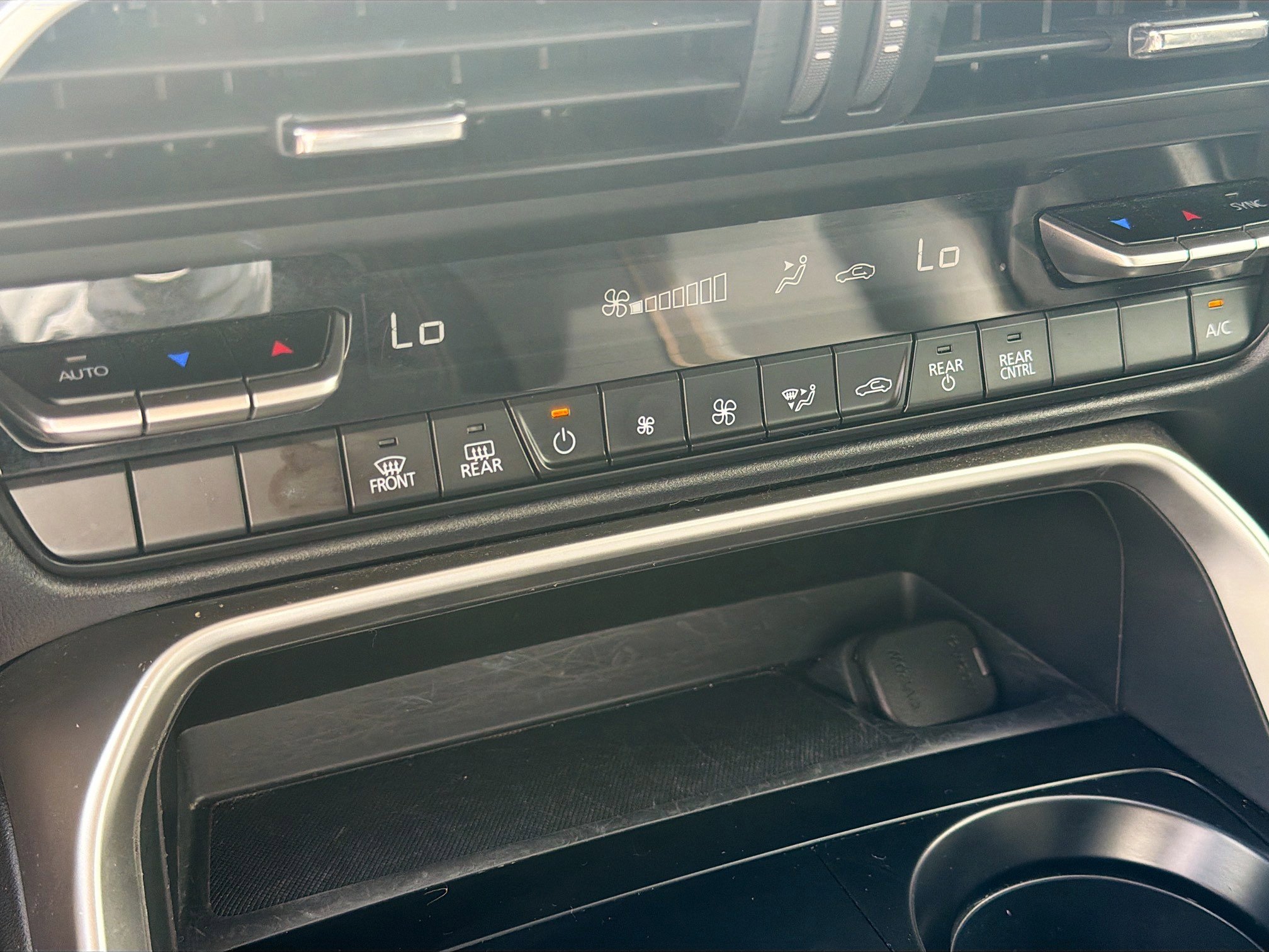 Used 2024 MAZDA CX-90 3.3 Turbo w/ Select Package image 34