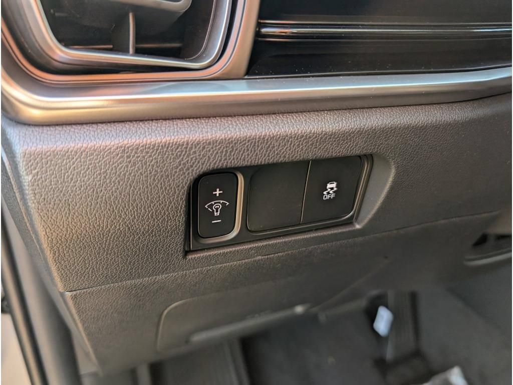New 2026 Kia Sorento S w/ S Panoramic Sunroof Package FWD image 16