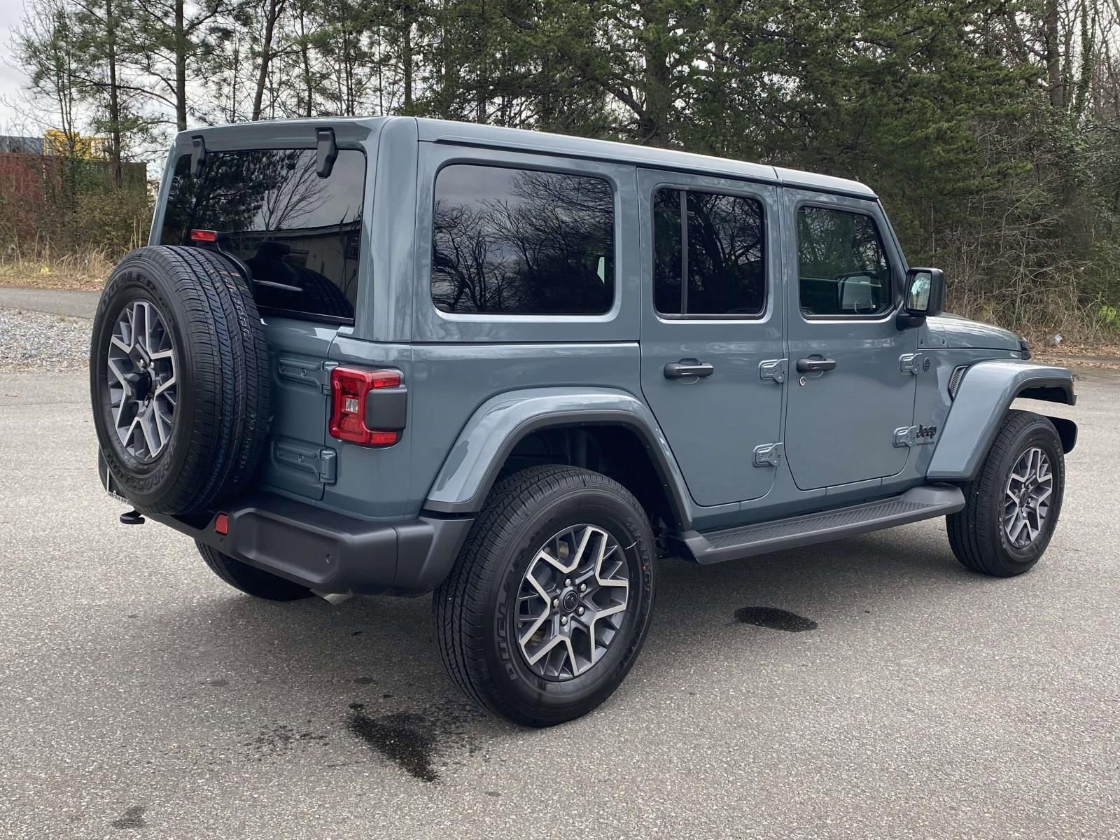 New 2026 Jeep Wrangler Sahara image 7