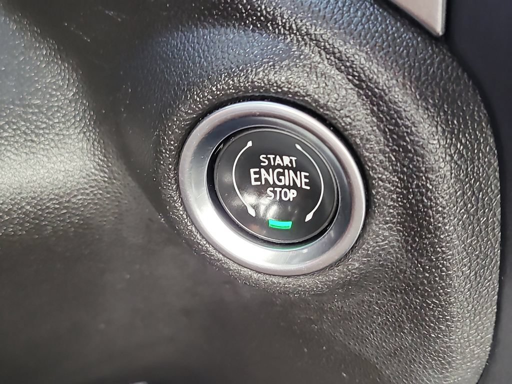 Used 2021 Chevrolet Silverado 1500 RST AWD/4WD image 27