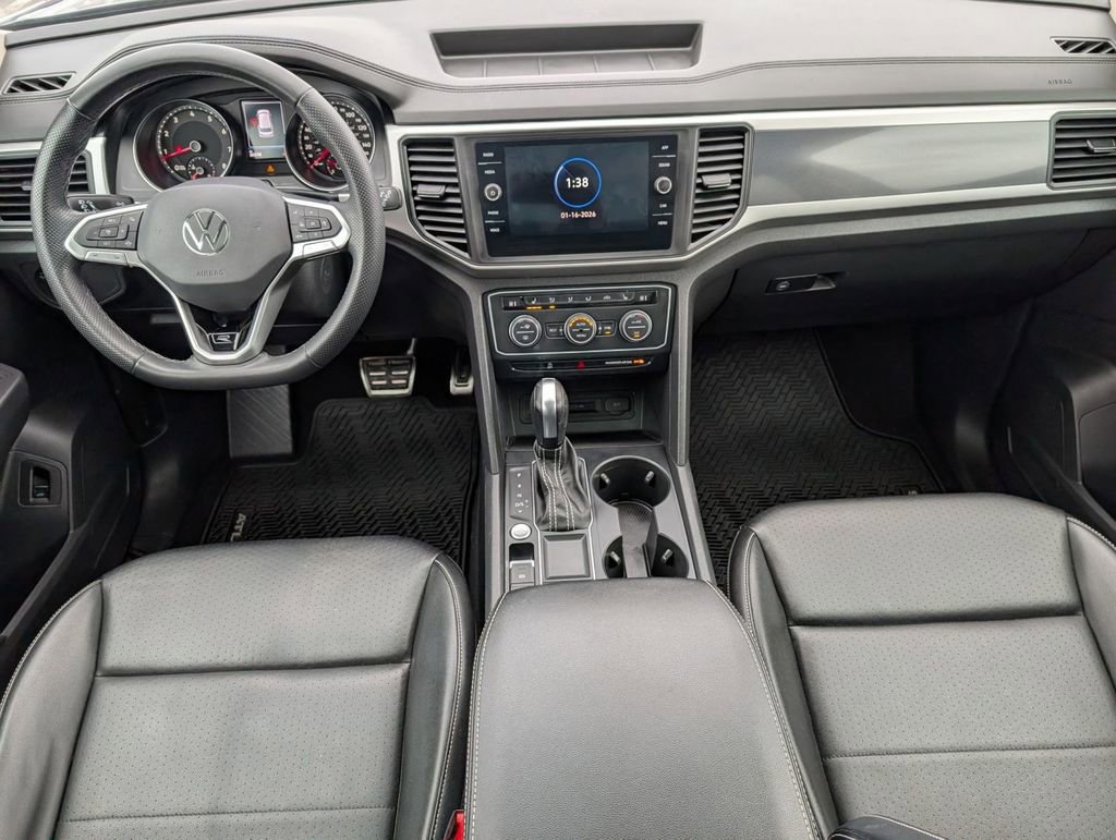 Used 2021 Volkswagen Atlas SE image 36