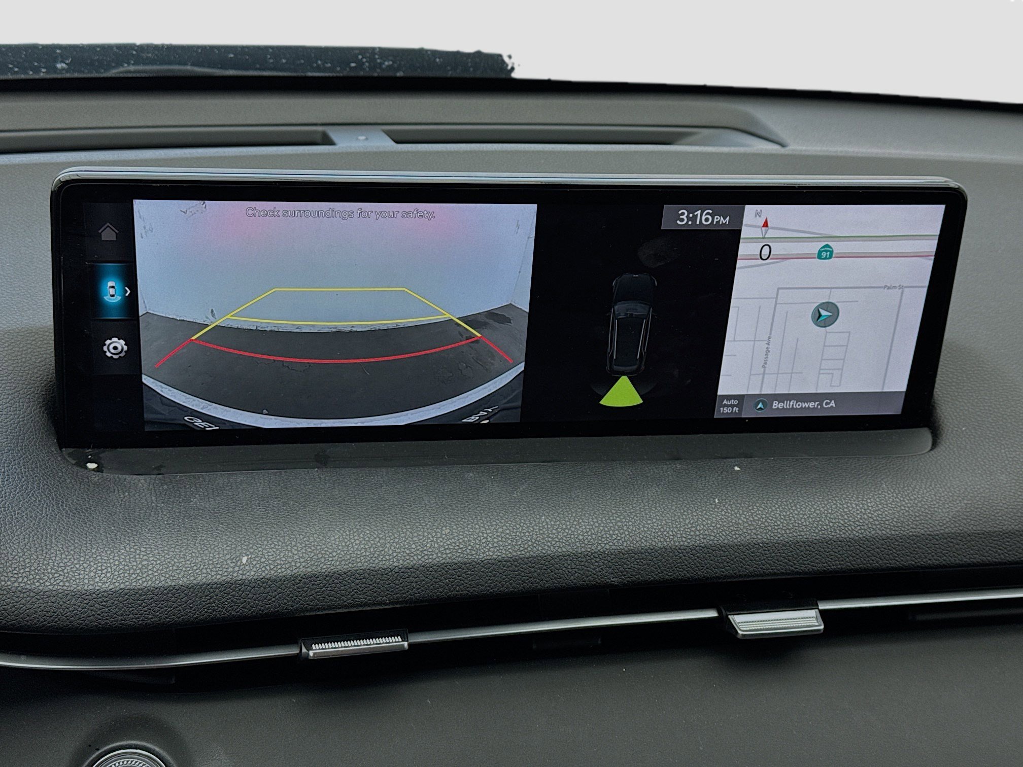 Used 2024 Genesis GV70 2.5T w/ Select Package image 10