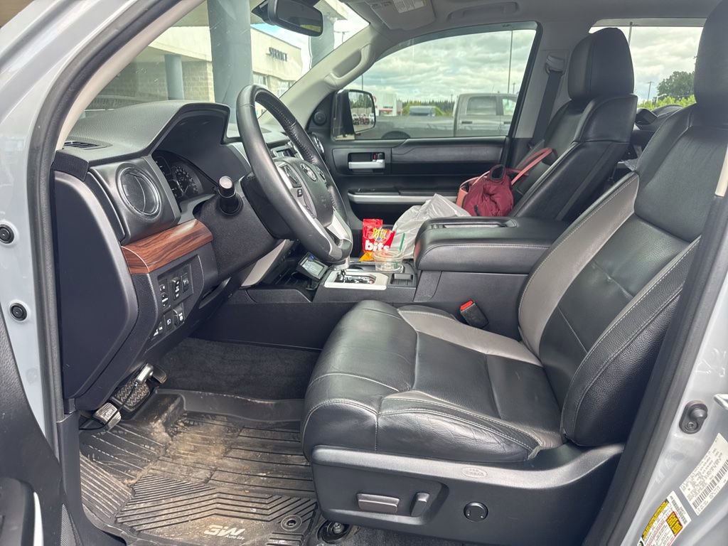 Used 2021 Toyota Tundra Limited w/ Limited Premium Package AWD/4WD image 10