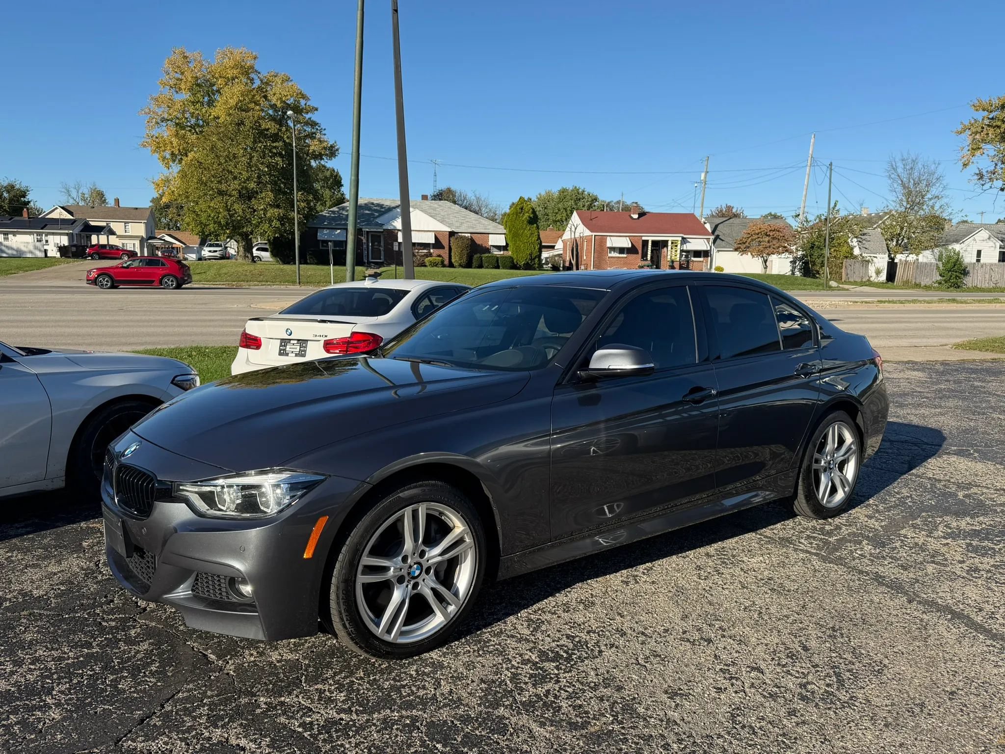Used 2018 BMW 340i xDrive Sedan w/ Premium Package AWD/4WD image 4