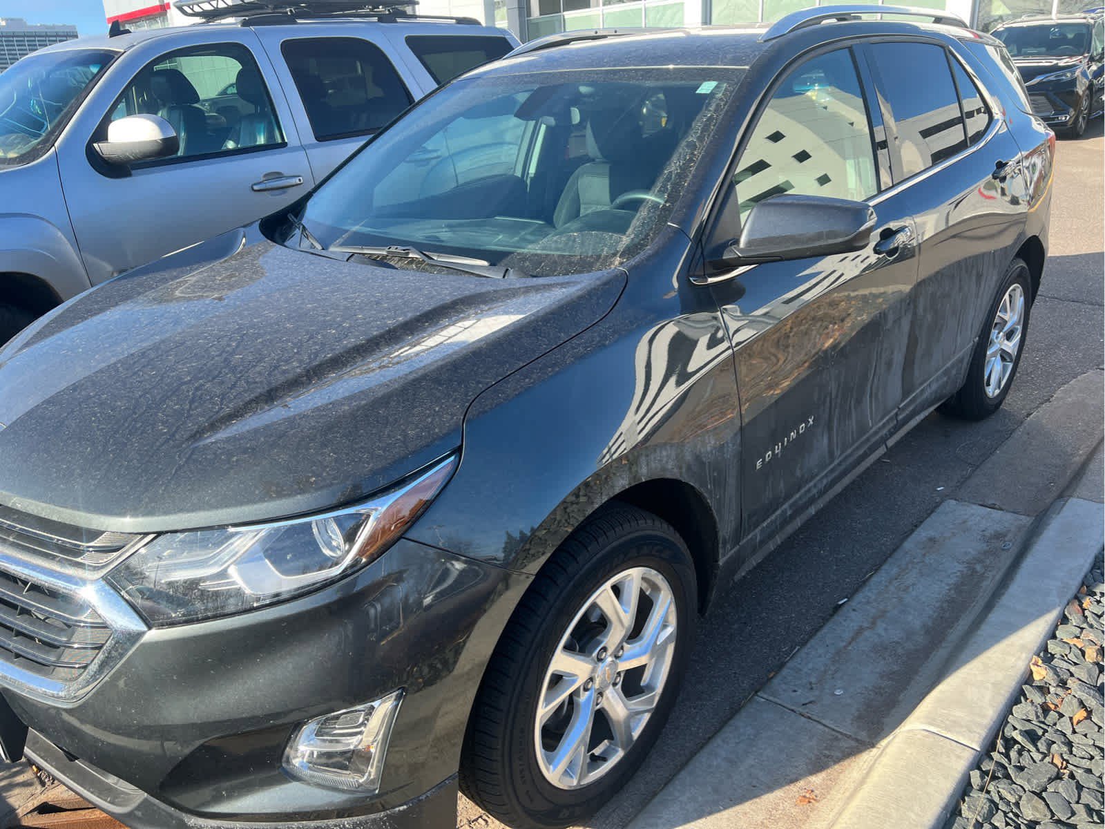 Used 2019 Chevrolet Equinox LT image 3