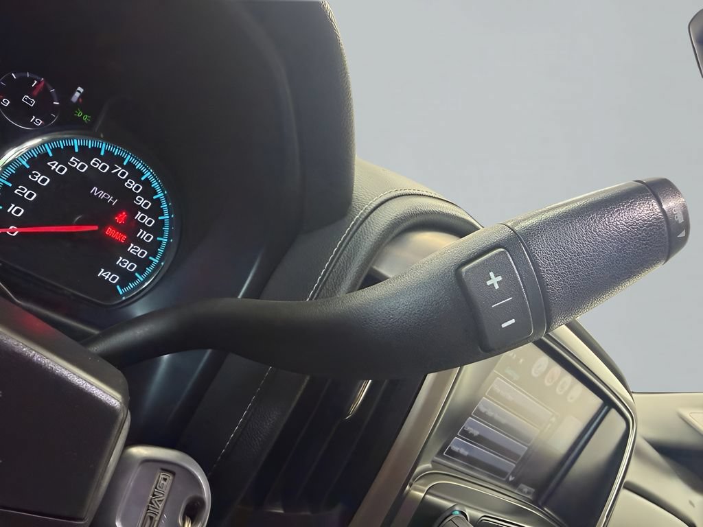 Used 2019 GMC Sierra 2500 Denali w/ Duramax Plus Package AWD/4WD image 17