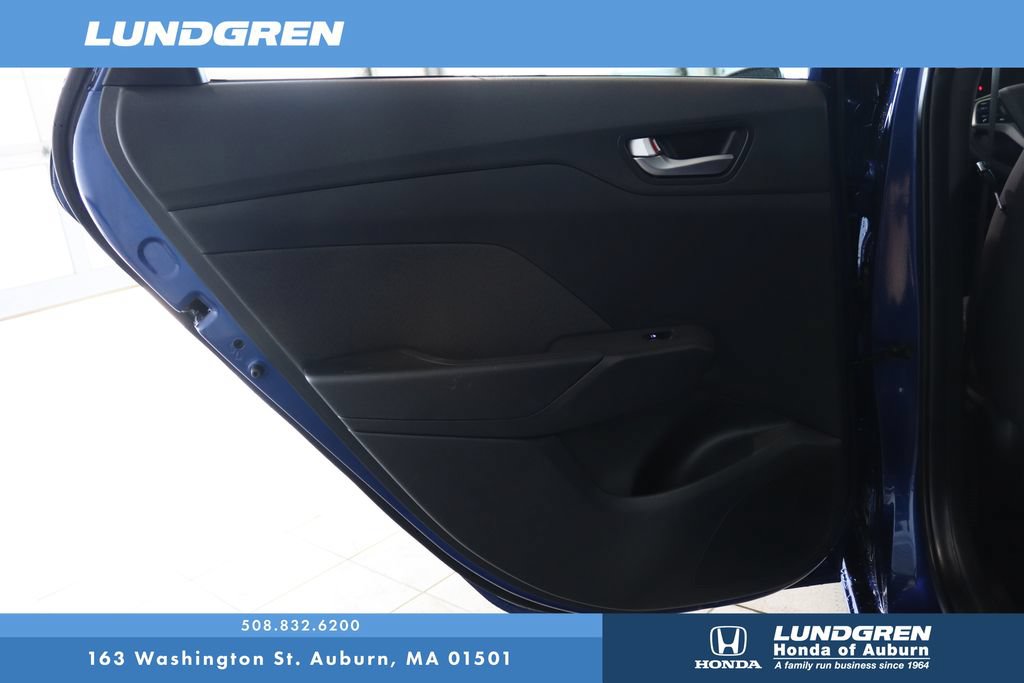 Used 2021 Hyundai Accent SE FWD image 12
