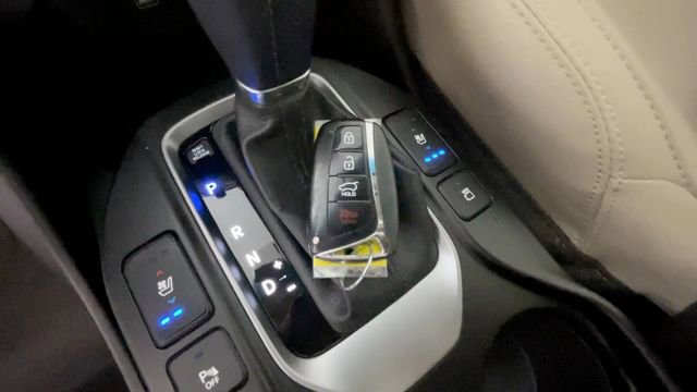 Used 2017 Hyundai Santa Fe Sport w/ 2.4L Tech Package 04 AWD/4WD image 28