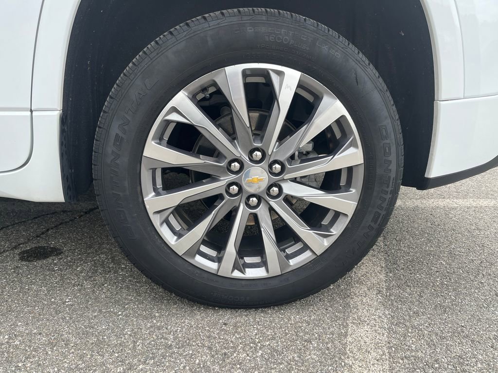 Used 2023 Chevrolet Traverse Premier image 8